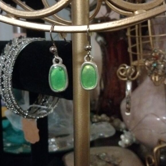 Earrings   - Picture 1 of 2